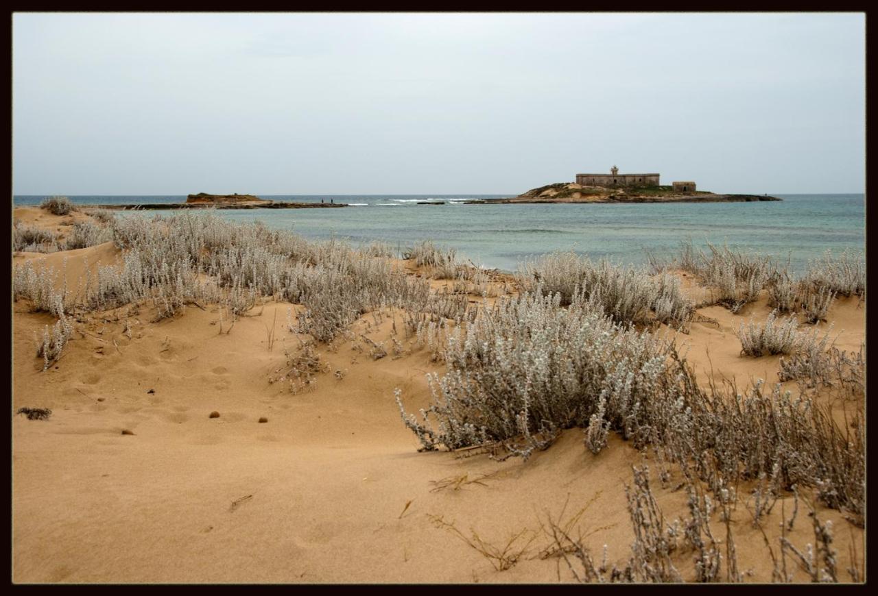 Anna'S House Near The Sandy Beach And With Wifi Avola Extérieur photo